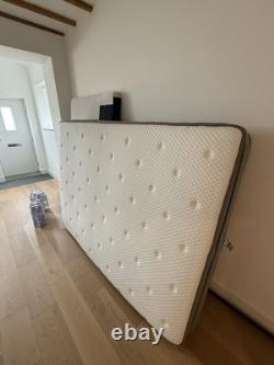 Dusk King Size Memory Foam Hybrid Mattress 4,000 Pocket Sprung