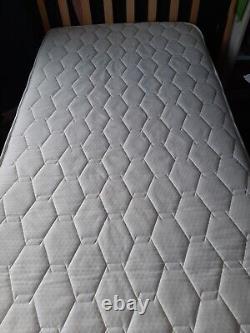 Single mattress-Serenity Hybrid Pocket Sprung and Memory Foam Mattress