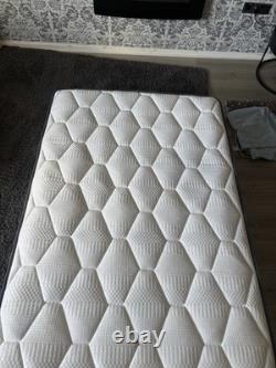 SleepSoul Bliss 800 Pocket Spring, Memory Foam Pillowtop Mattress Small Double